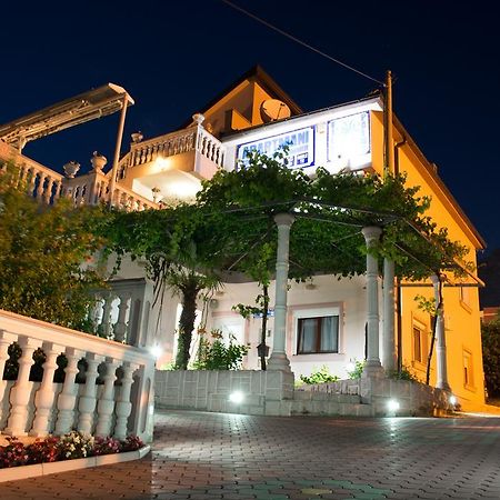 Villa Palma Guesthouse Мостар Екстер'єр фото